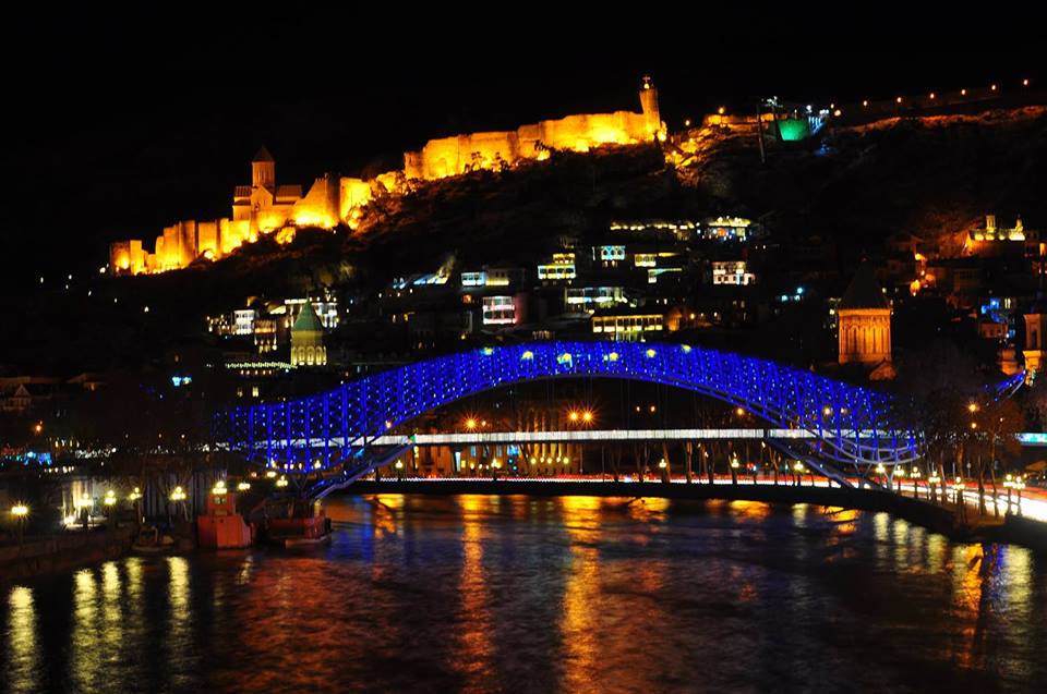 Georgia lights up in EU colors celebrating visa liberalization geotv.ge